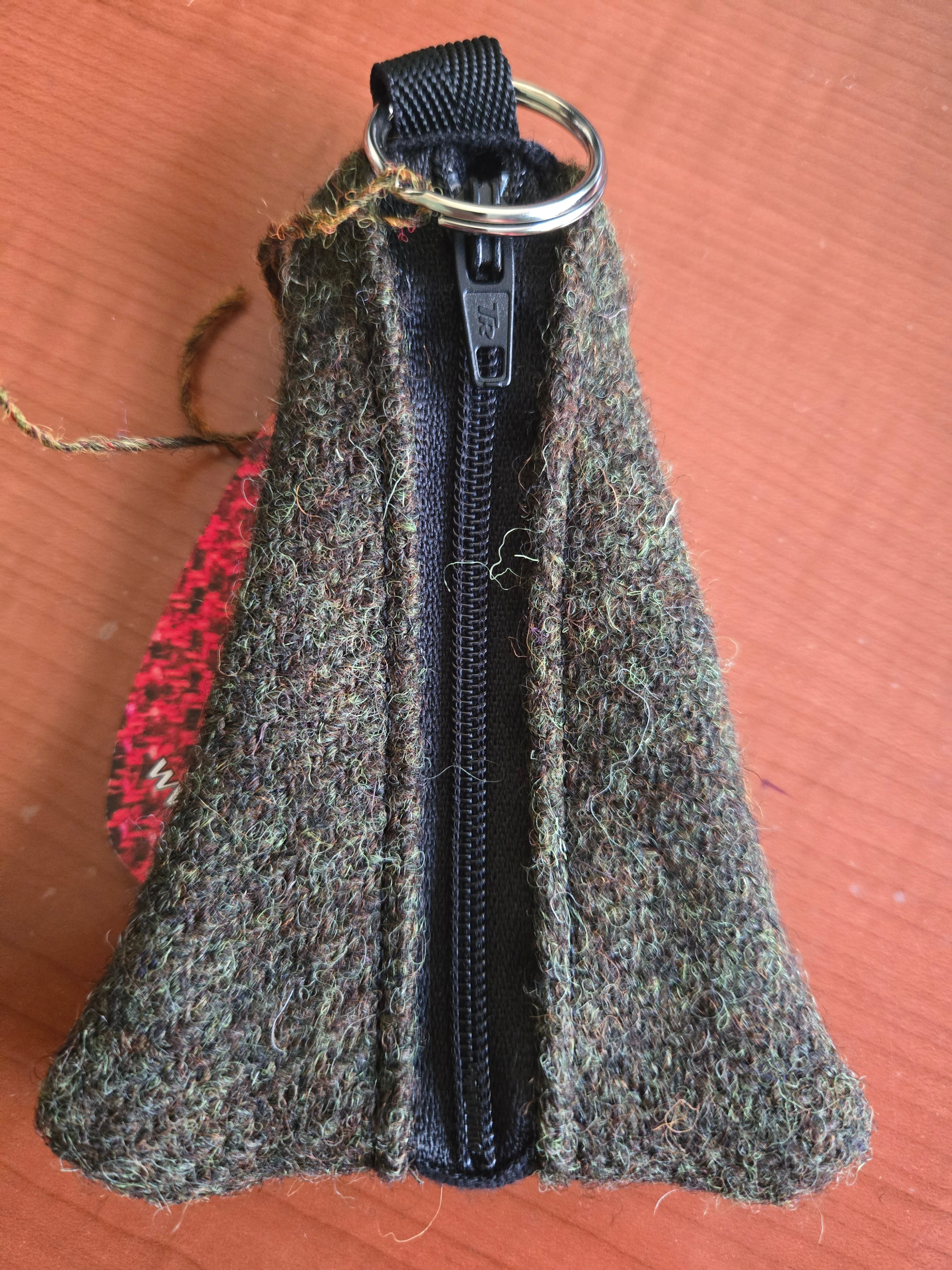 Key Ring Thistle Purse in Harris Tweed