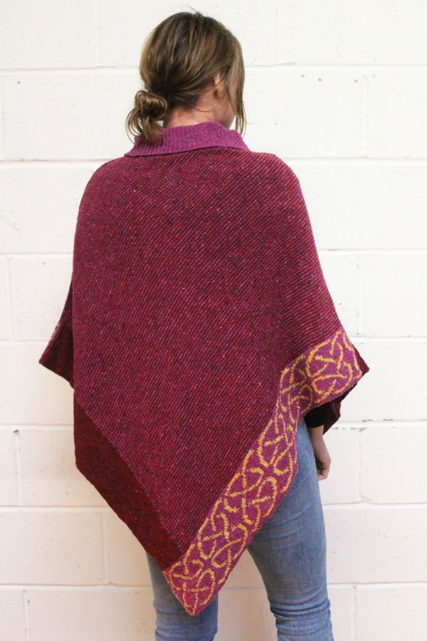 Mull Cape in Mallow Merino Wool